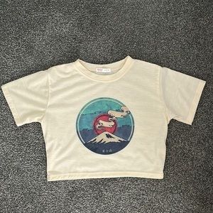 Cream Romwe cropped T